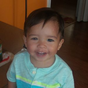 Meet your Posher, Alejandra